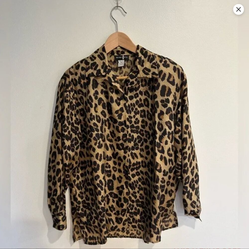 VTG 100% silk animal print oversized button down shirt